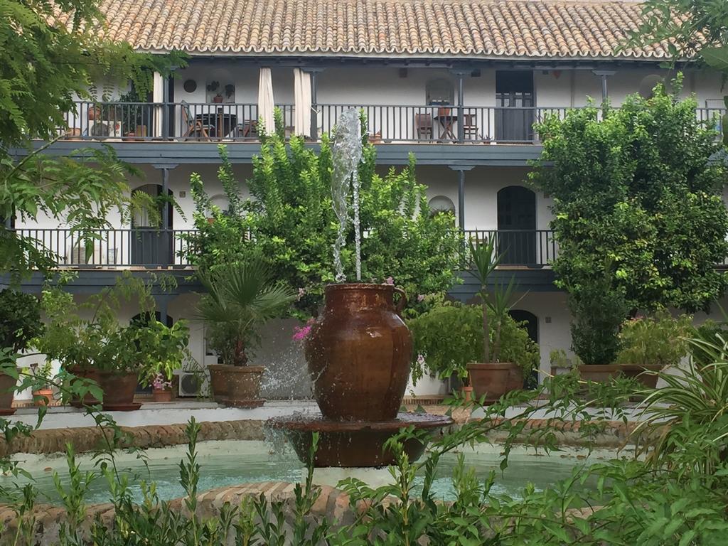 Oasis En El Centro De Sevilla Luaran gambar